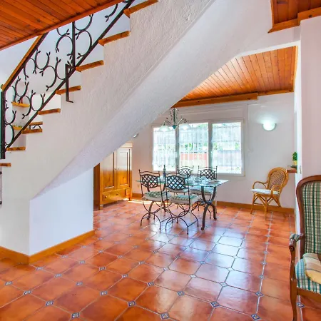 Requesens By Interhome * Empuriabrava
